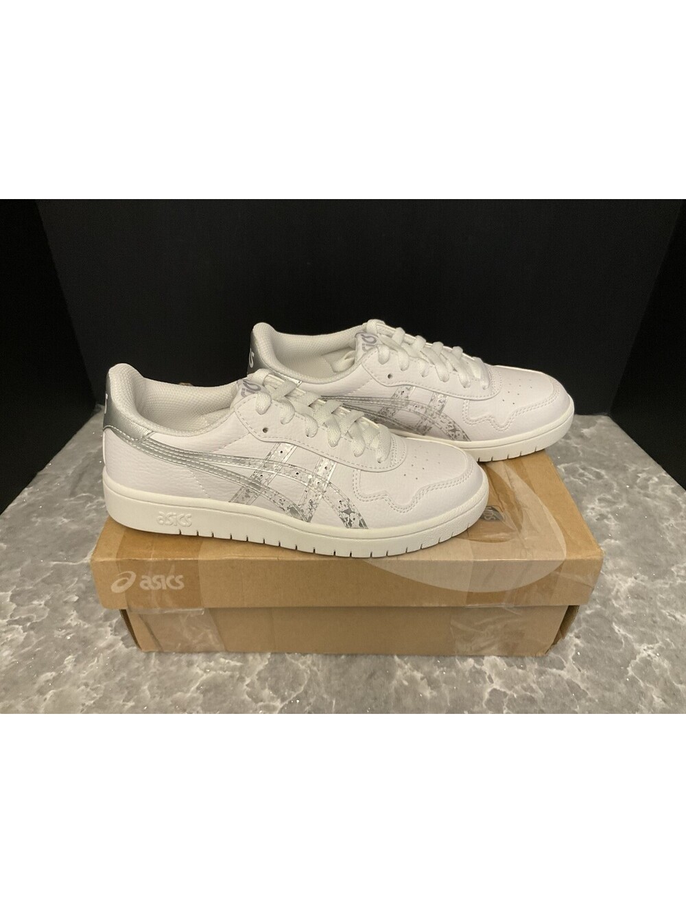 New! Womens ASICS Japan S Low White/Pure Silver Leather Sneakers/Shoes. Size 6.